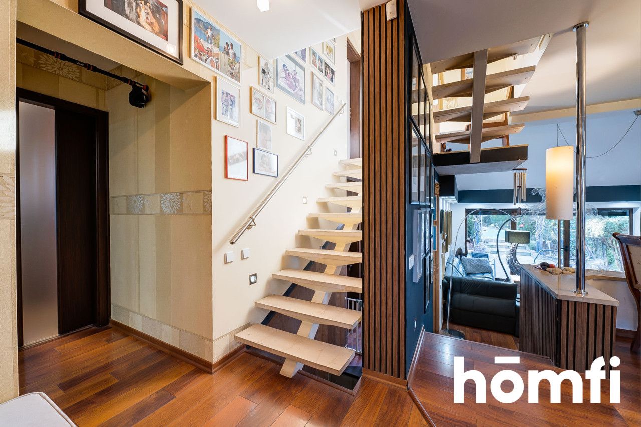 Luksusowy dom z piękny ogrodem i basenem - Dom - Sprzedaż - Radom, Dzierzków