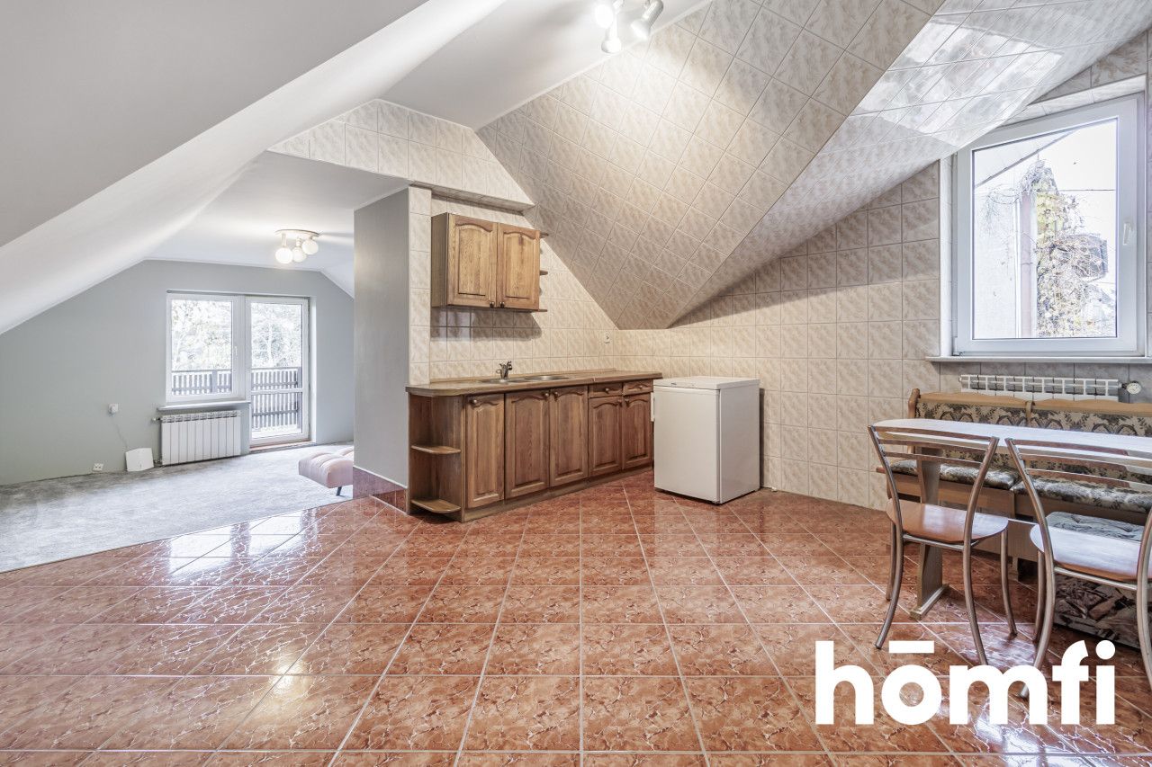Spacious house in an excellent location - Дім - Продаж - Kielce, Centrum