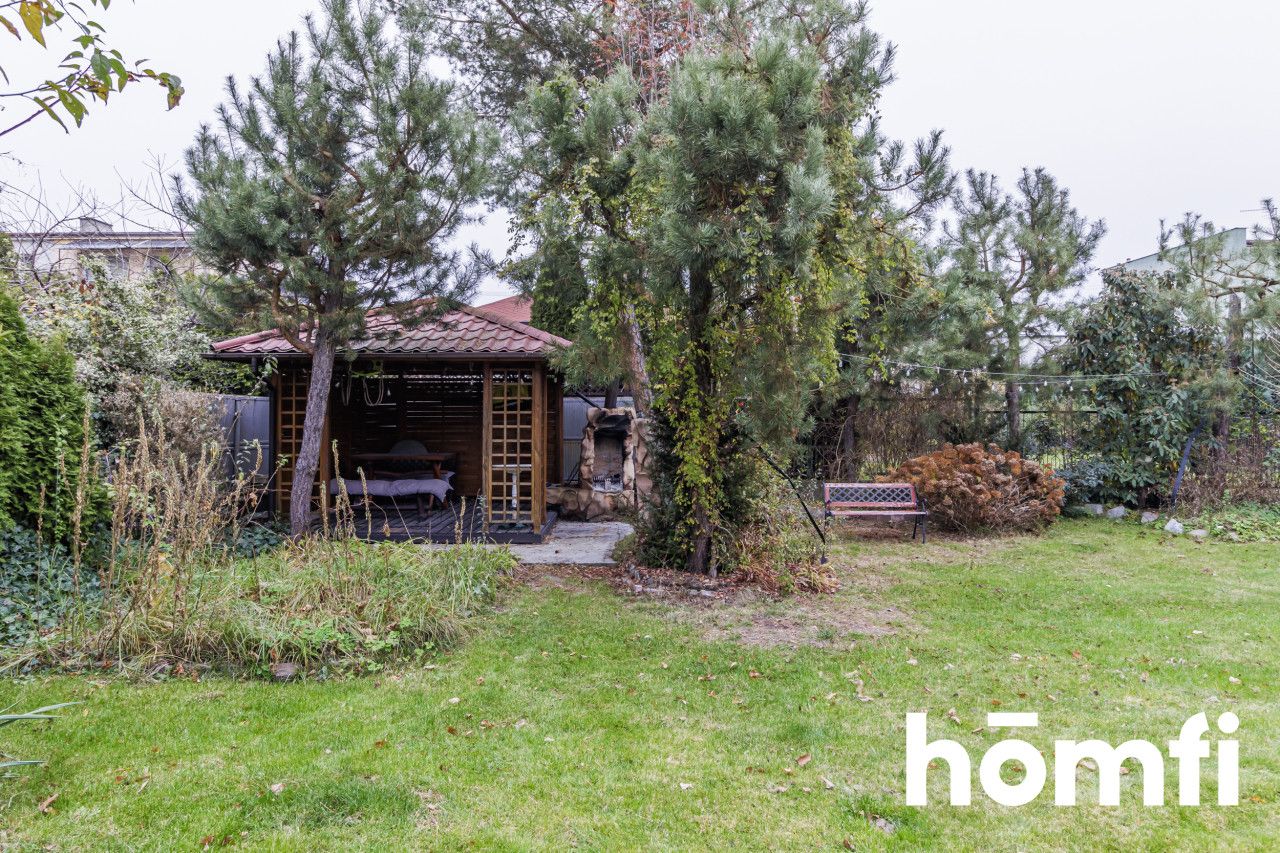 Spacious house in an excellent location - Дім - Продаж - Kielce, Centrum