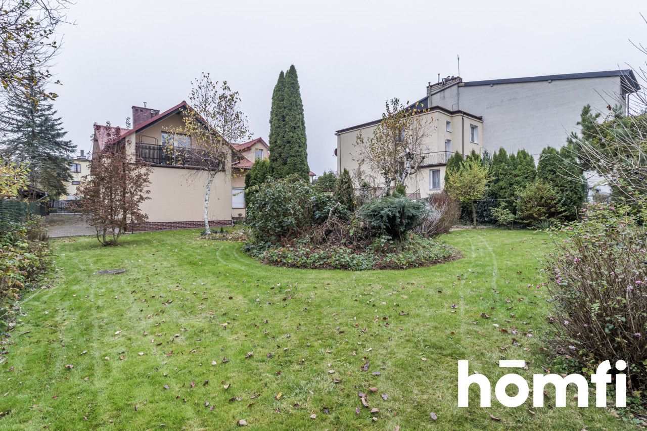 Spacious house in an excellent location - Дім - Продаж - Kielce, Centrum