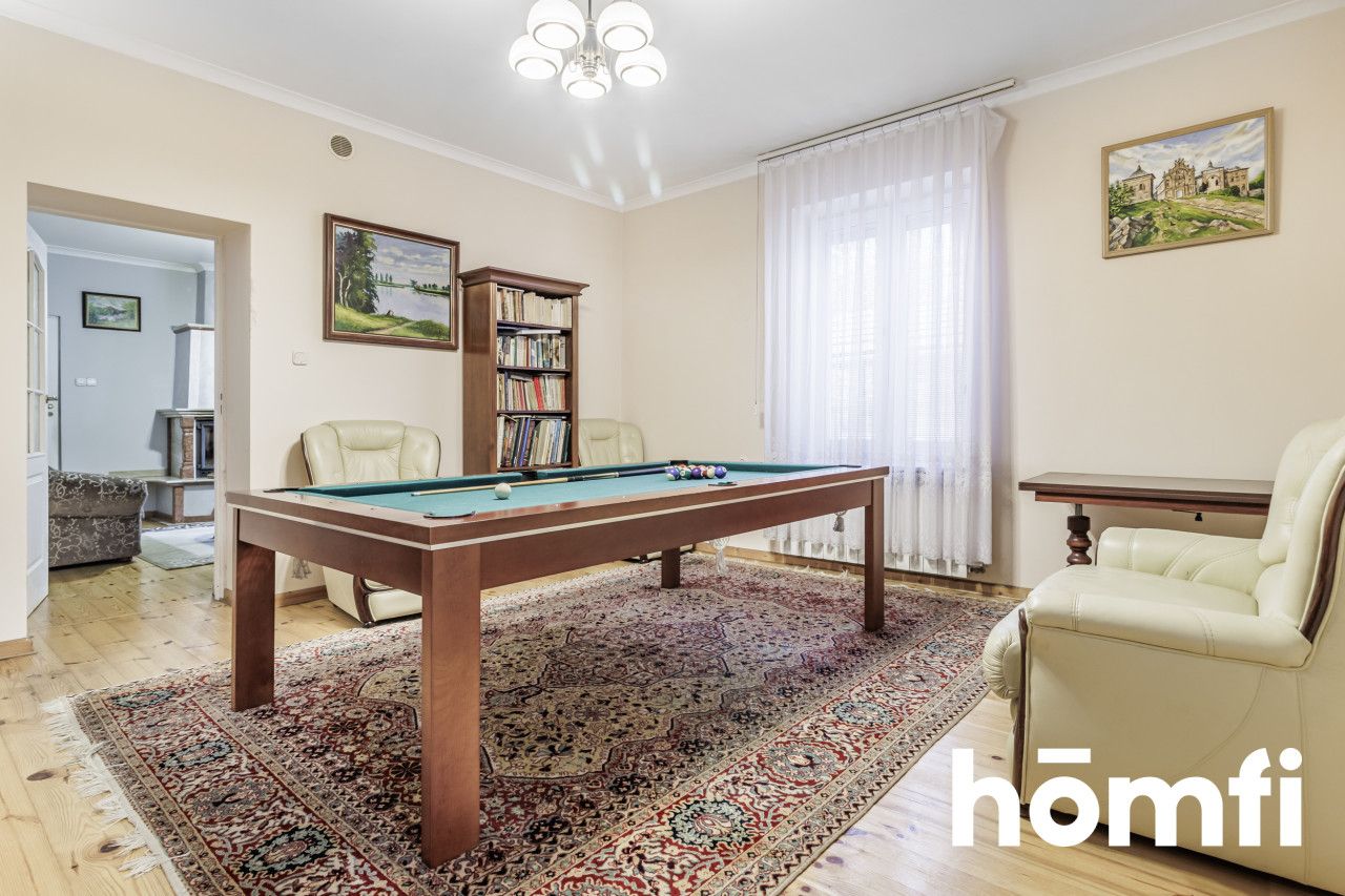 Spacious house in an excellent location - Дім - Продаж - Kielce, Centrum
