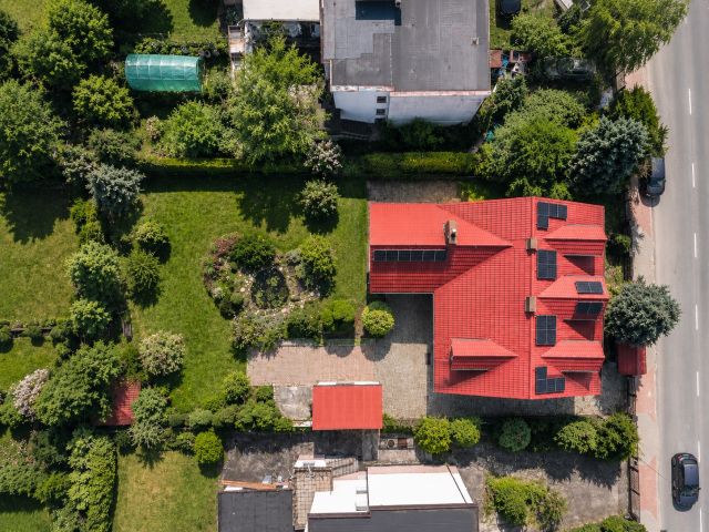 Spacious house in an excellent location - Дім - Продаж - Kielce, Centrum