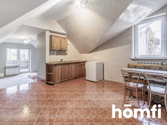 Spacious house in an excellent location - Дім - Продаж - Kielce, Centrum
