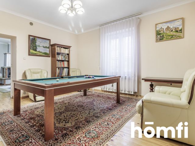 Spacious house in an excellent location - Дім - Продаж - Kielce, Centrum