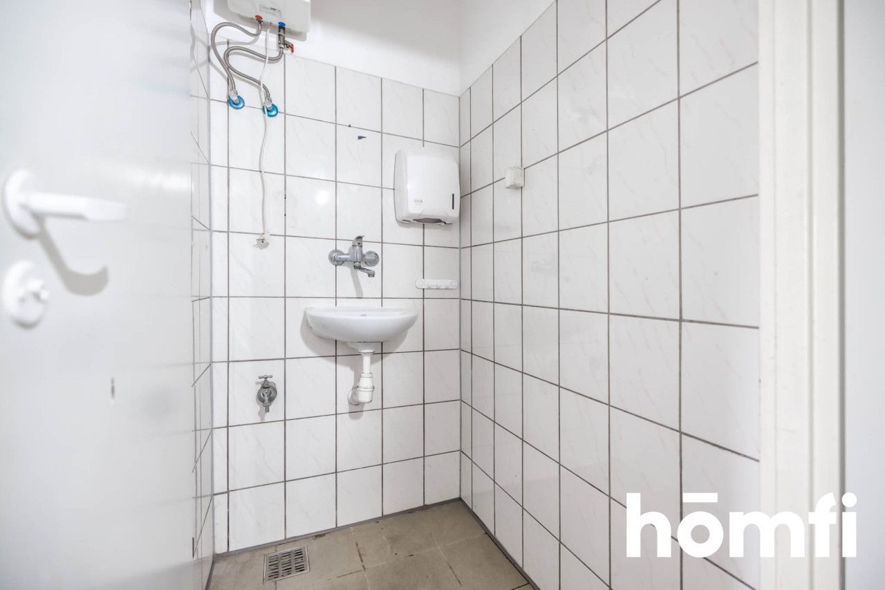 80,62 m na parterze przy Piłsudskiego w Puławach - Lokal użytkowy - Sprzedaż - Puławski, Puławy