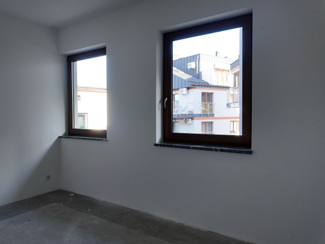 Ogród, cisza i centrum Krakowa wszystko w jednym miejscu - Mieszkanie - Sprzedaż - Kraków, Krowodrza / Wola Justowska