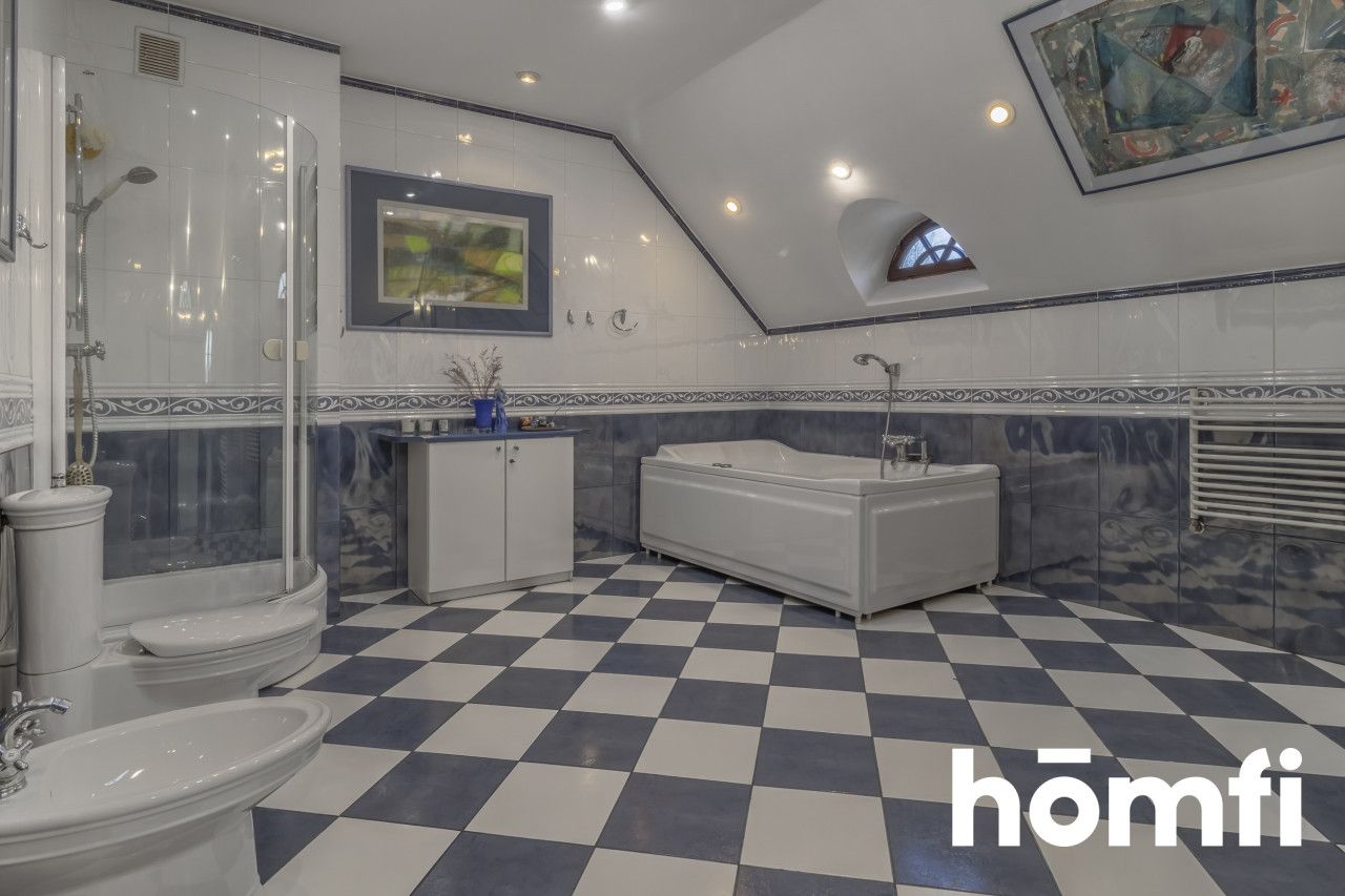 A unique property in the Świętokrzyskie Voivodeship - Дім - Продаж - Kielecki, Morawica / Bilcza