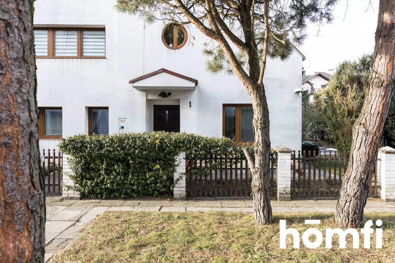 2-level 155m² with a 300m² garden and three parking spaces - Квартира - Продаж - Nowy Sącz, Wólki