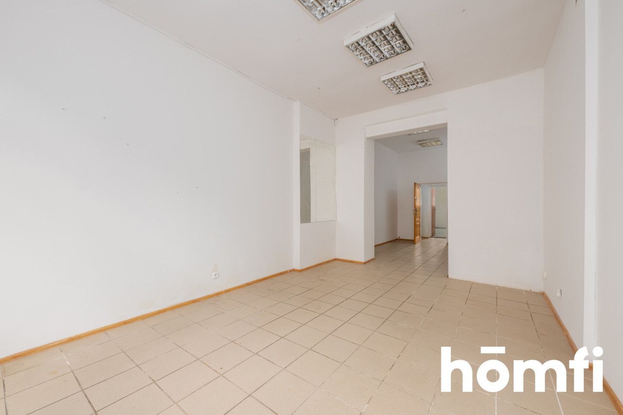 Commercial premises with a large shop window, 53.5 m2 in the center - Commercial premises - Sale - Wrocław, os. Ołbin
