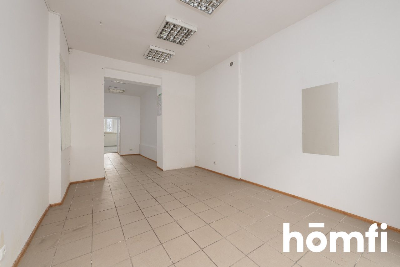 Commercial premises with a large shop window, 53.5 m2 in the center - Commercial premises - Sale - Wrocław, os. Ołbin