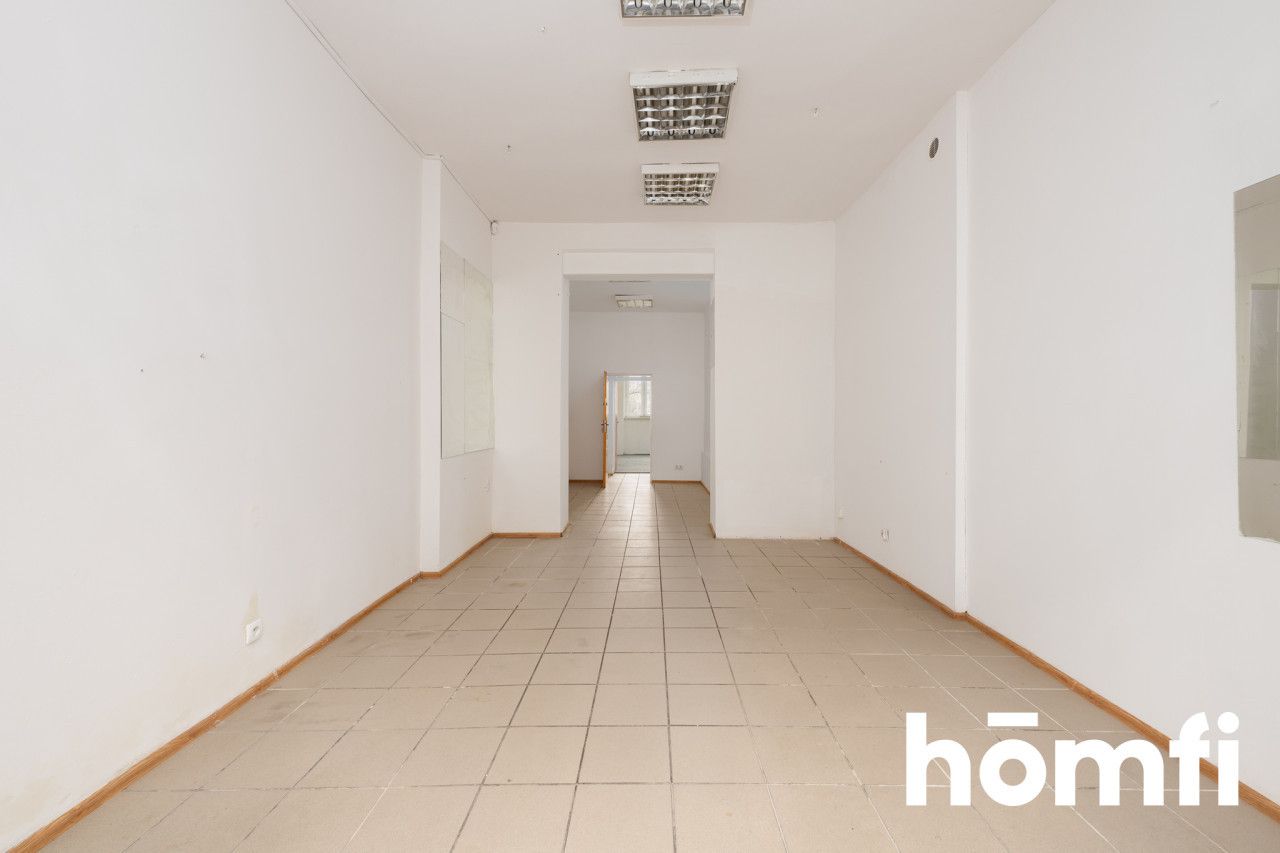 Commercial premises with a large shop window, 53.5 m2 in the center - Commercial premises - Sale - Wrocław, os. Ołbin