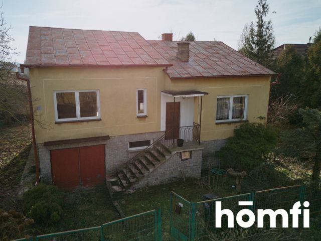 A spacious house with a garden, a well, and a garage. - Дім - Продаж - Zamość
