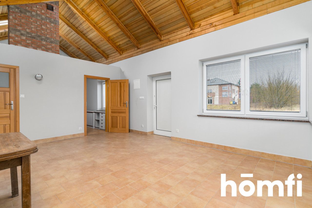 Budynek użytkowy przy samym lotnisku - Lokal użytkowy - Wynajem - Gdańsk, Matarnia