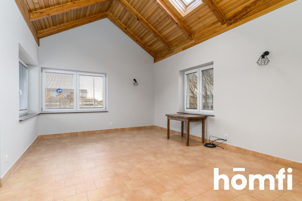 Budynek użytkowy przy samym lotnisku - Lokal użytkowy - Wynajem - Gdańsk, Matarnia