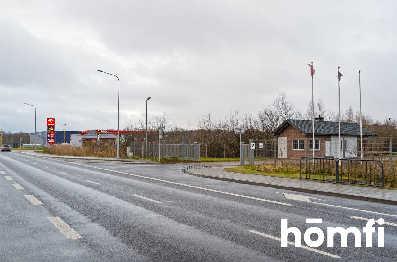 Budynek użytkowy przy samym lotnisku - Lokal użytkowy - Wynajem - Gdańsk, Matarnia