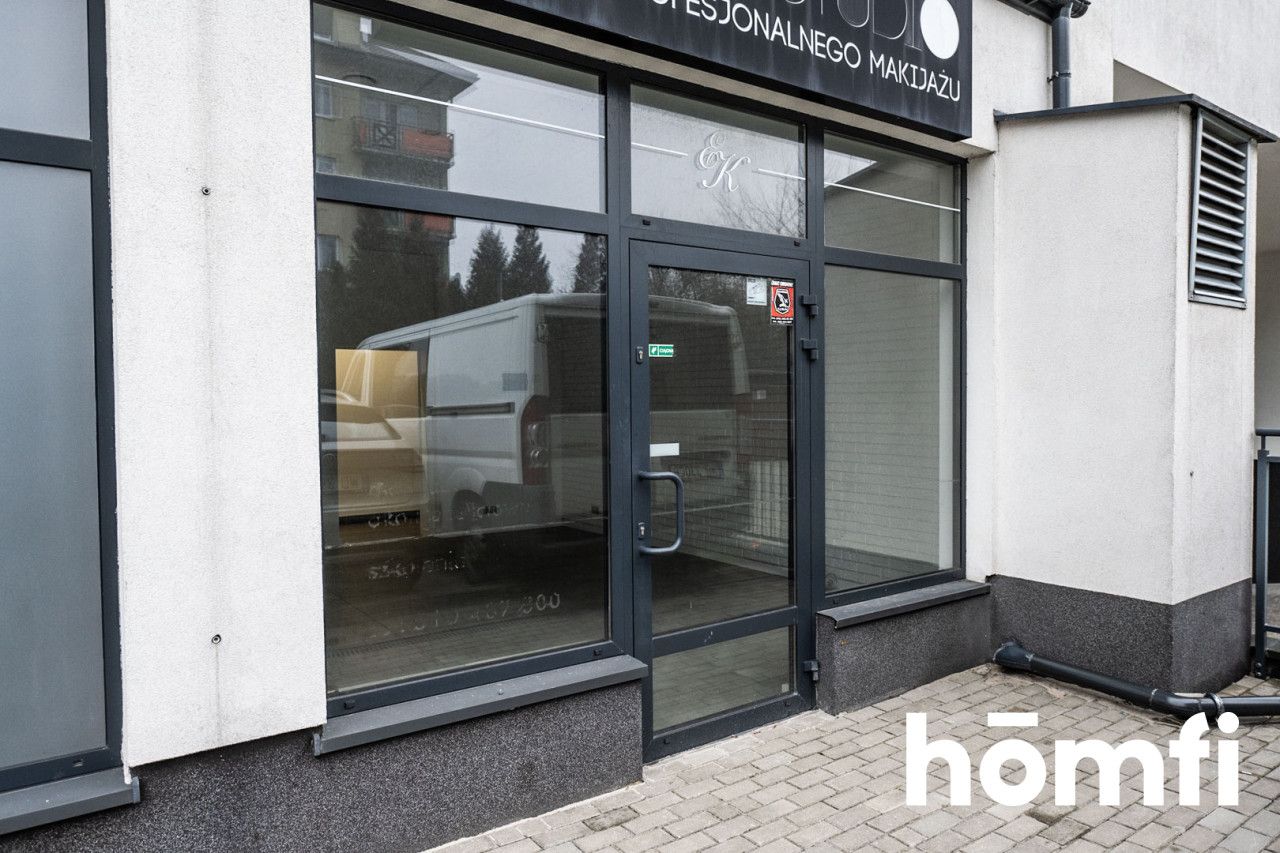 Lokal komercyjny z witryną, na parterze budynku mieszkalnego - Lokal użytkowy - Sprzedaż - Radom, Idalin