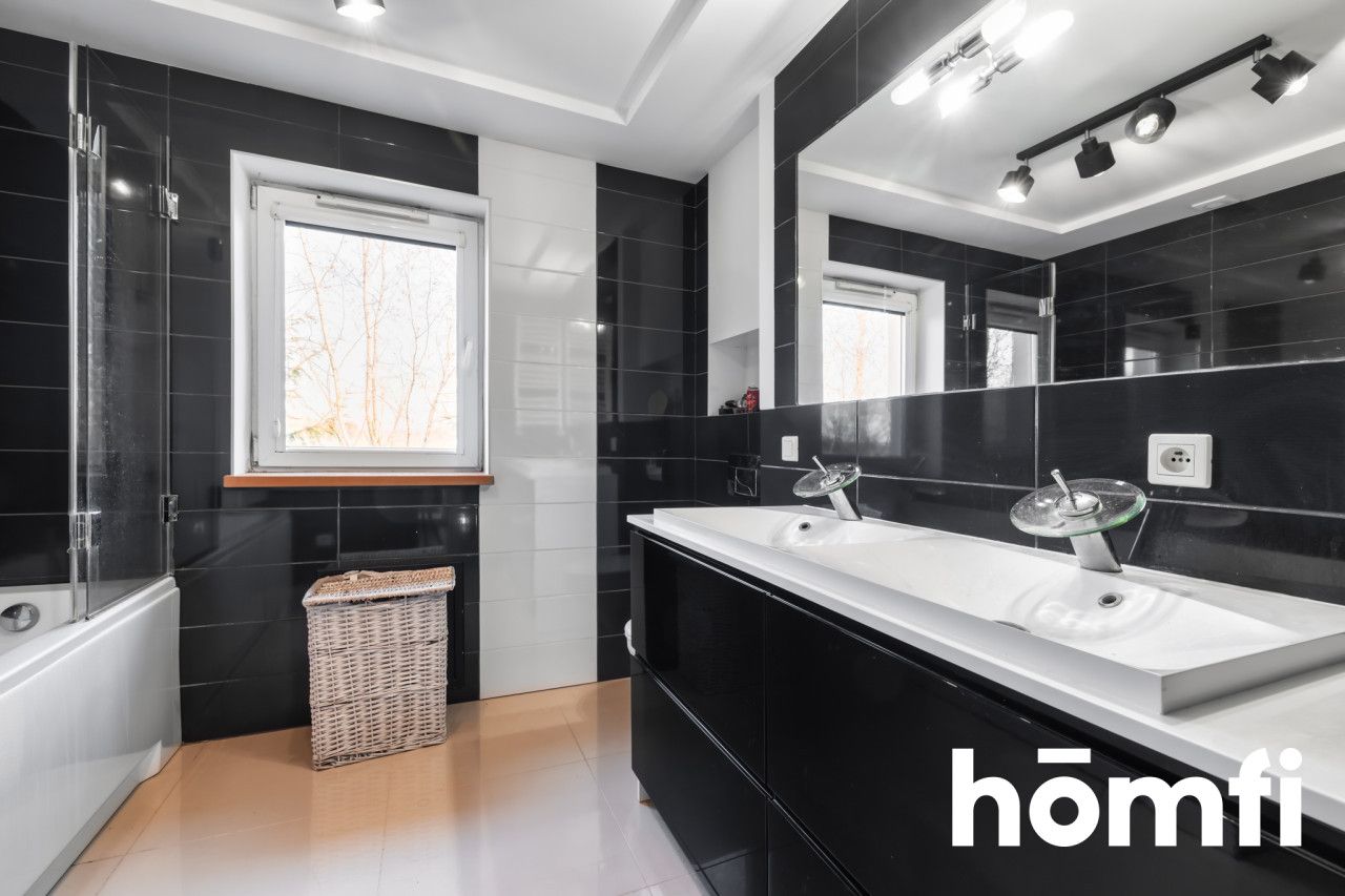 KOMFORTOWY DOM POD NAŁĘCZOWEM Z DUŻĄ DZIAŁKĄ - Dom - Sprzedaż - Puławski, Nałęczów / Sadurki