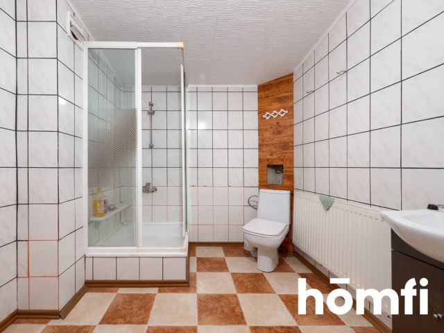 A 225 m² house - 6 rooms, 2 bathrooms, situated on a large plot with a pond and a workshop - Дім - Продаж - Wrocławski, Długołęka / Śliwice