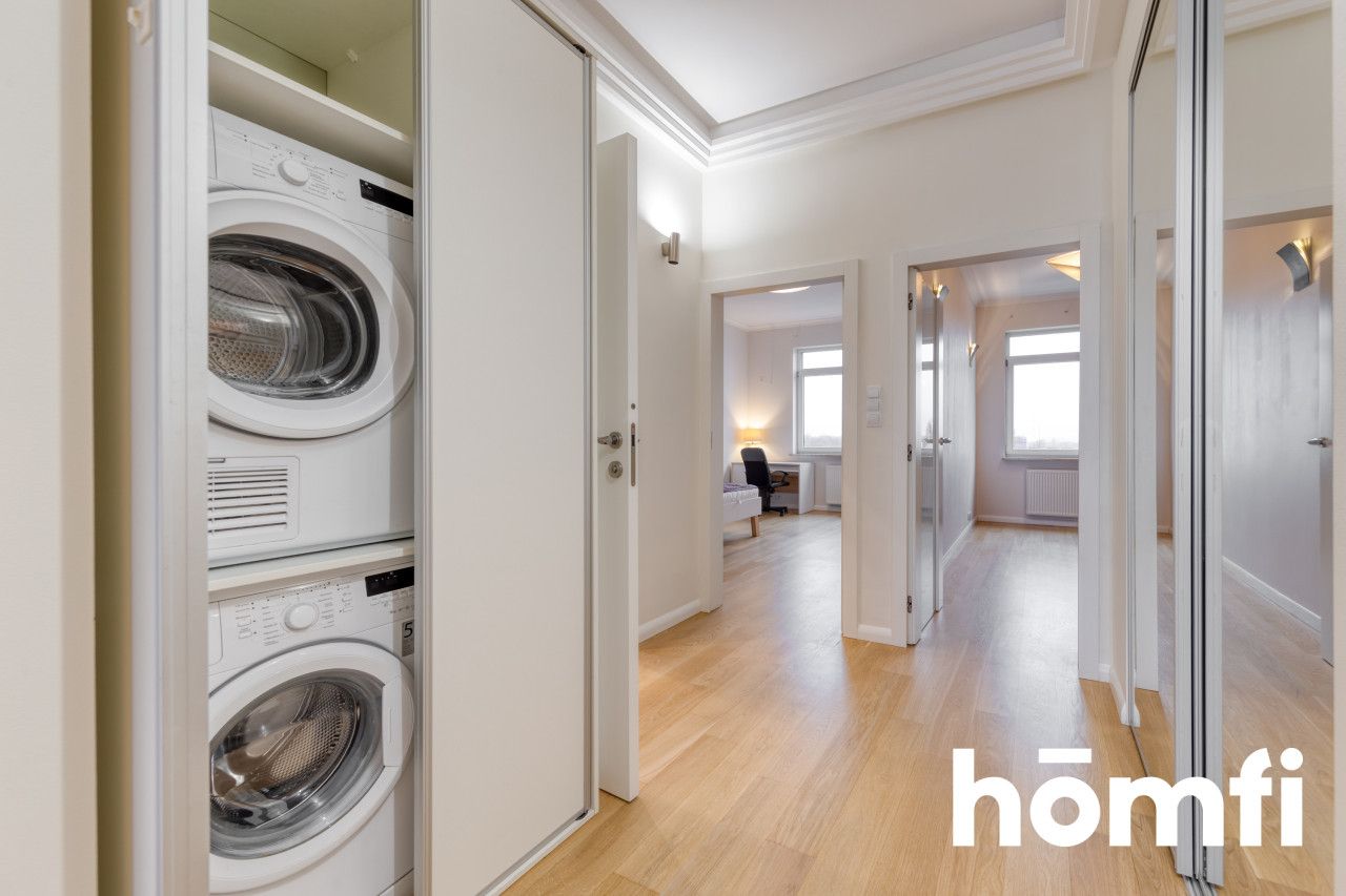 A spacious 116m² apartment in the center - Apartment - Sale - Łódź, Polesie