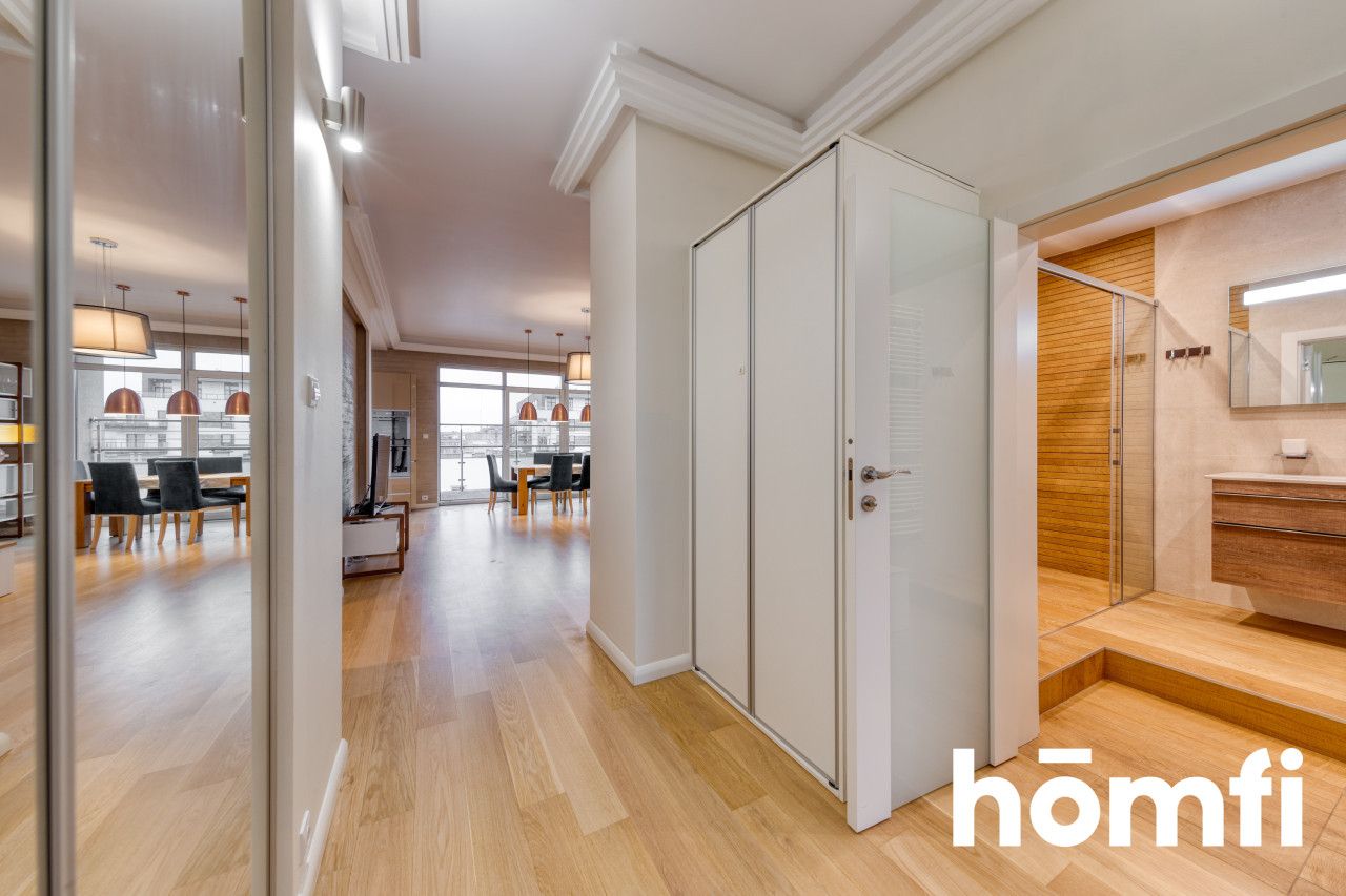 A spacious 116m² apartment in the center - Apartment - Sale - Łódź, Polesie