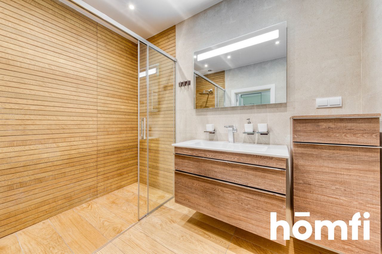 A spacious 116m² apartment in the center - Apartment - Sale - Łódź, Polesie