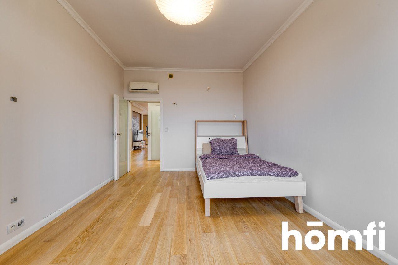 A spacious 116m² apartment in the center - Apartment - Sale - Łódź, Polesie