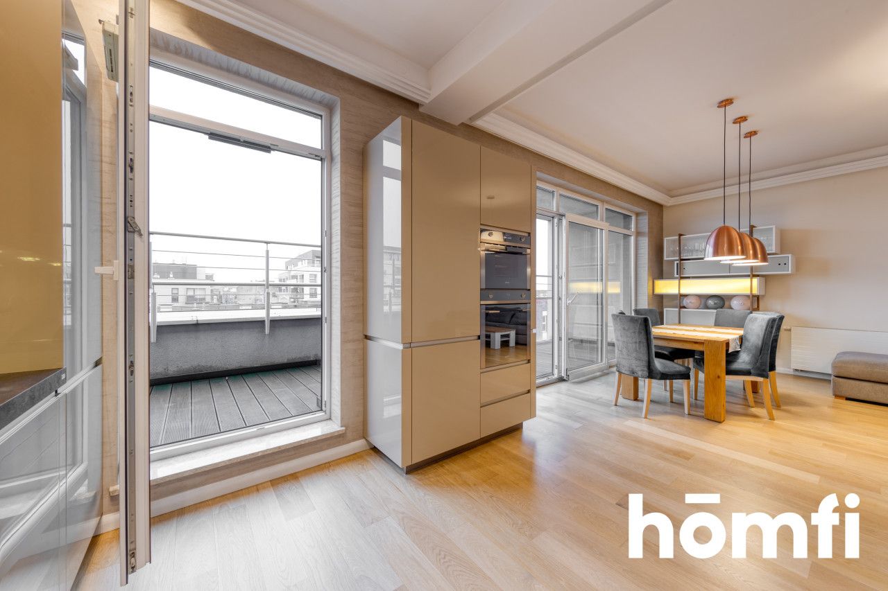 A spacious 116m² apartment in the center - Apartment - Sale - Łódź, Polesie