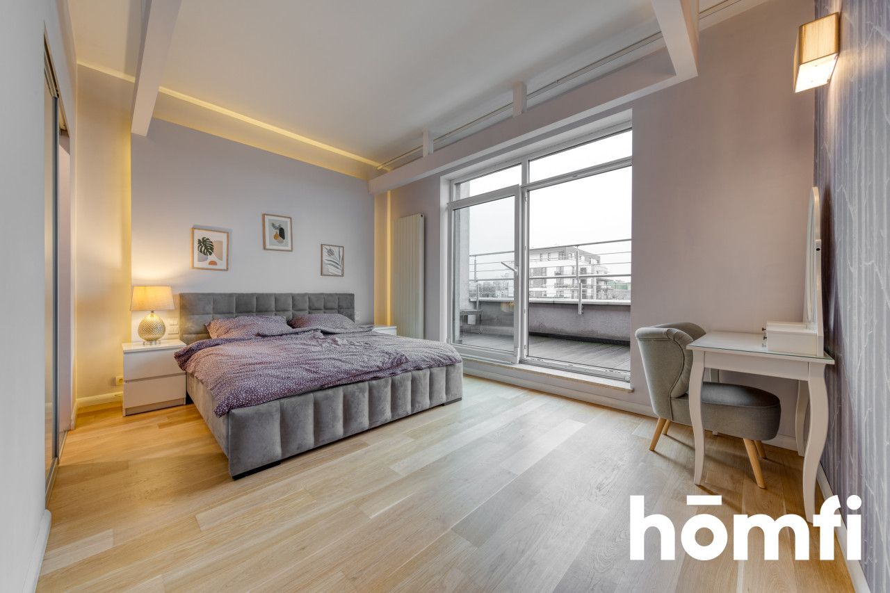 A spacious 116m² apartment in the center - Apartment - Sale - Łódź, Polesie