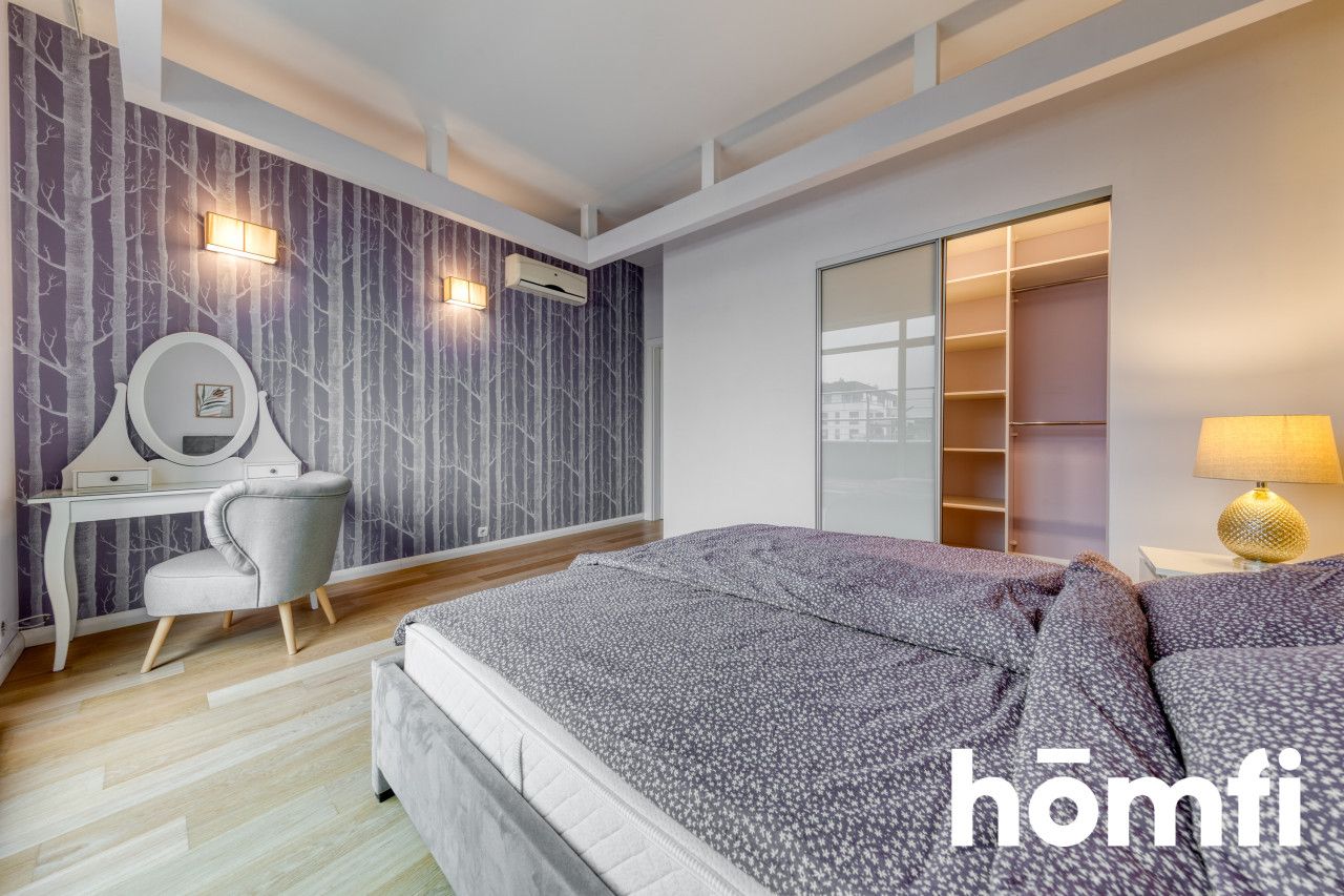 A spacious 116m² apartment in the center - Apartment - Sale - Łódź, Polesie