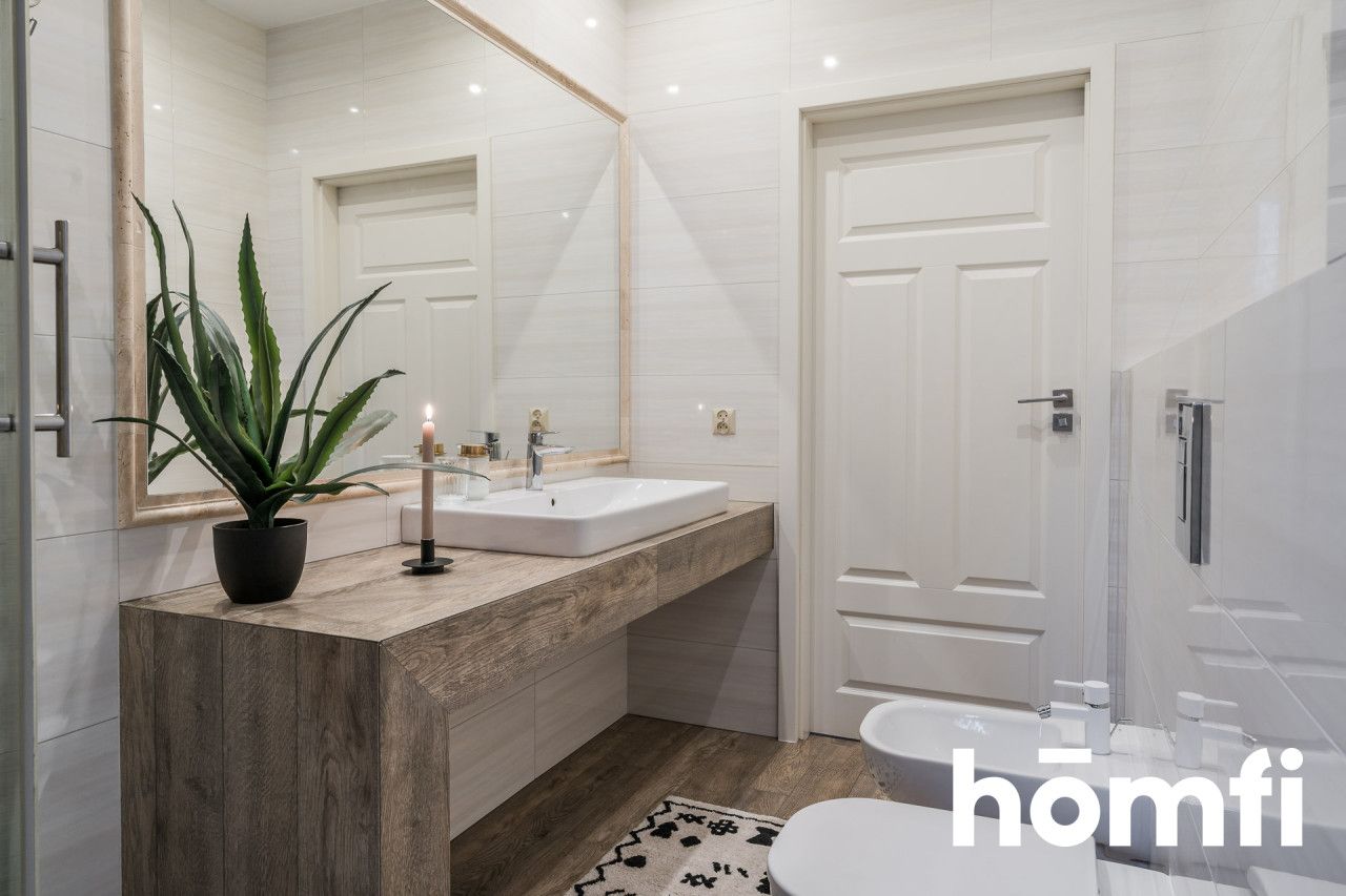 przestronny apartament z własnym ogrodem i miejscem naziemnym - Mieszkanie - Sprzedaż - Gdynia, Orłowo