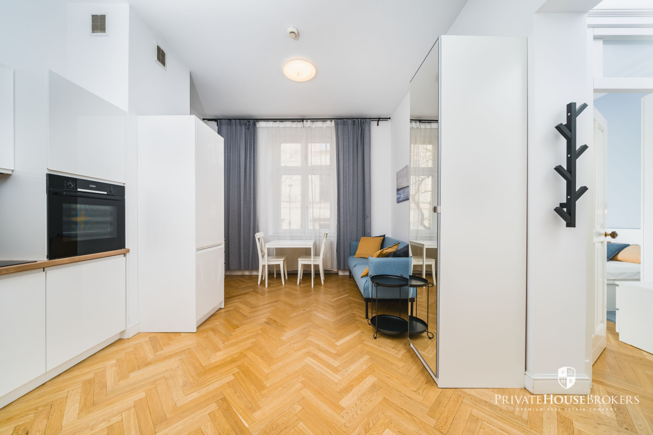 One bedroom apartment in a beautiful tenement house - Квартира - Оренда - Kraków, Śródmieście / Stare Miasto