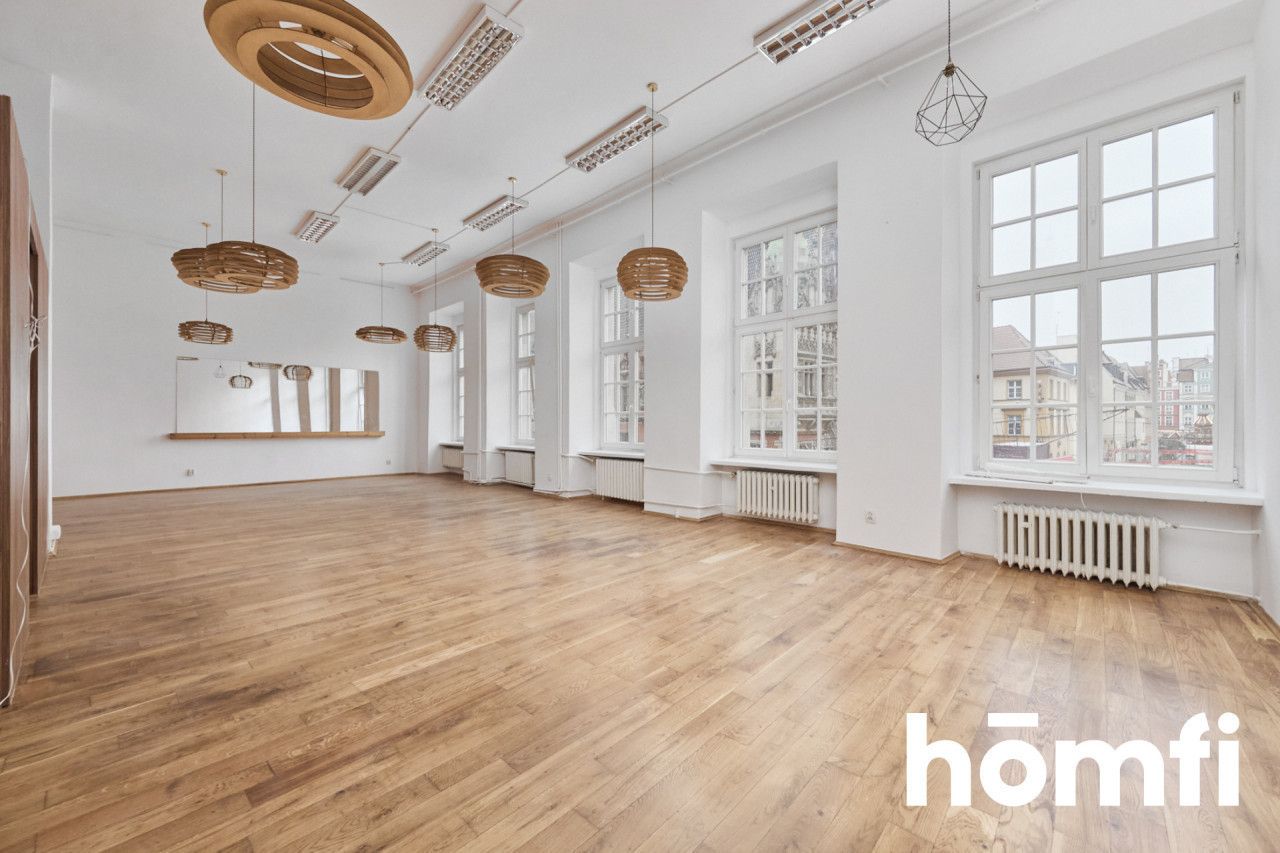 Lokal 81 m2 z widokiem na Ratusz i Rynek - Lokal użytkowy - Wynajem - Wrocław, Stare Miasto