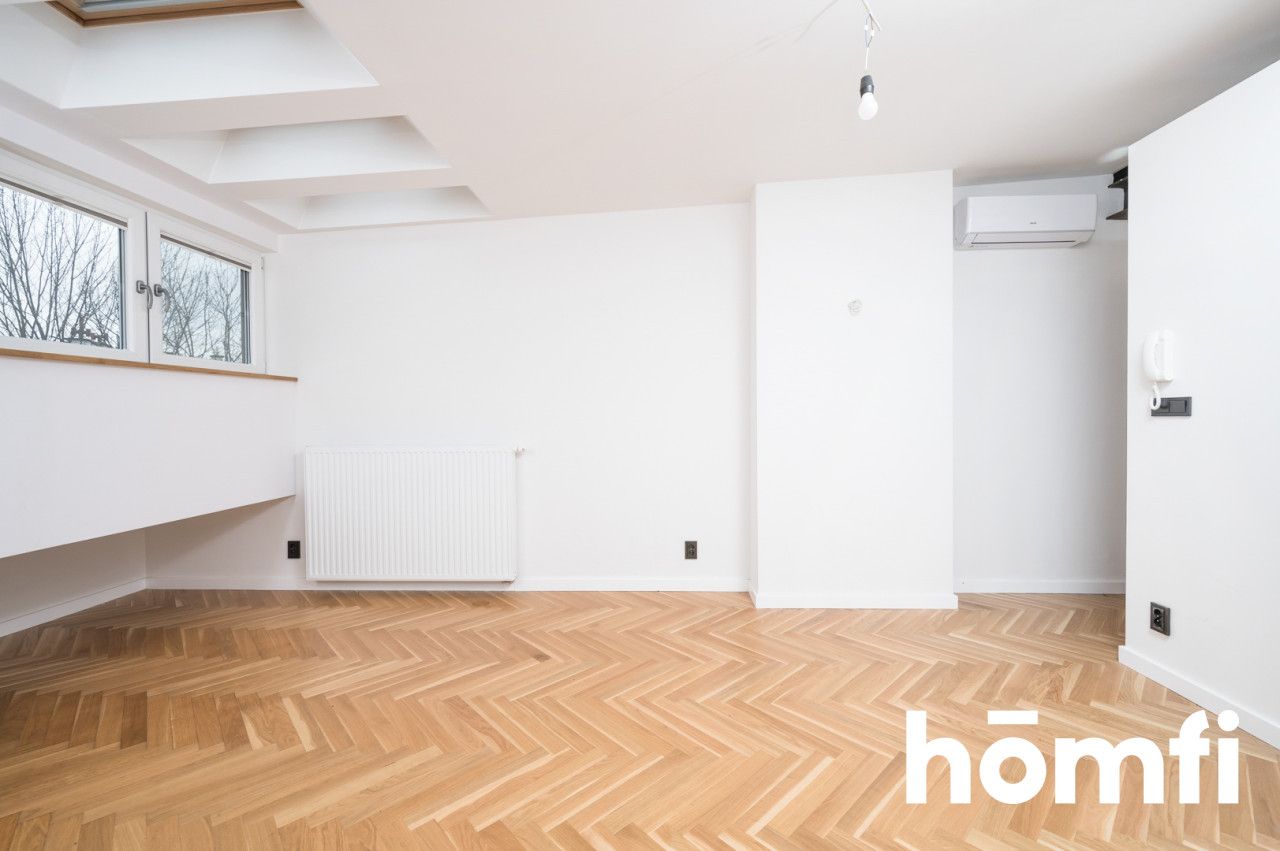 2 pok. przy Plantach wyremontowane, ul. Wenecja - Mieszkanie - Sprzedaż - Kraków, Śródmieście / Stare Miasto