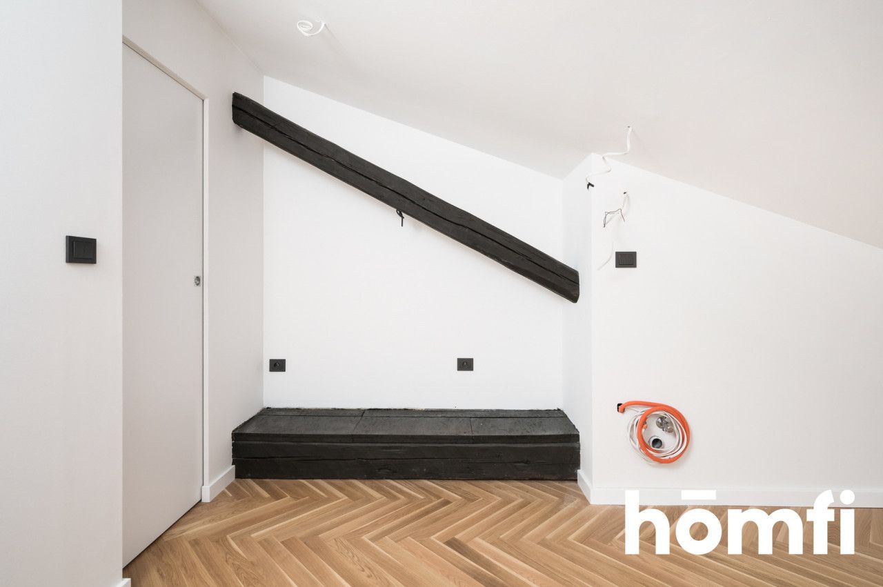 2 pok. przy Plantach wyremontowane, ul. Wenecja - Mieszkanie - Sprzedaż - Kraków, Śródmieście / Stare Miasto