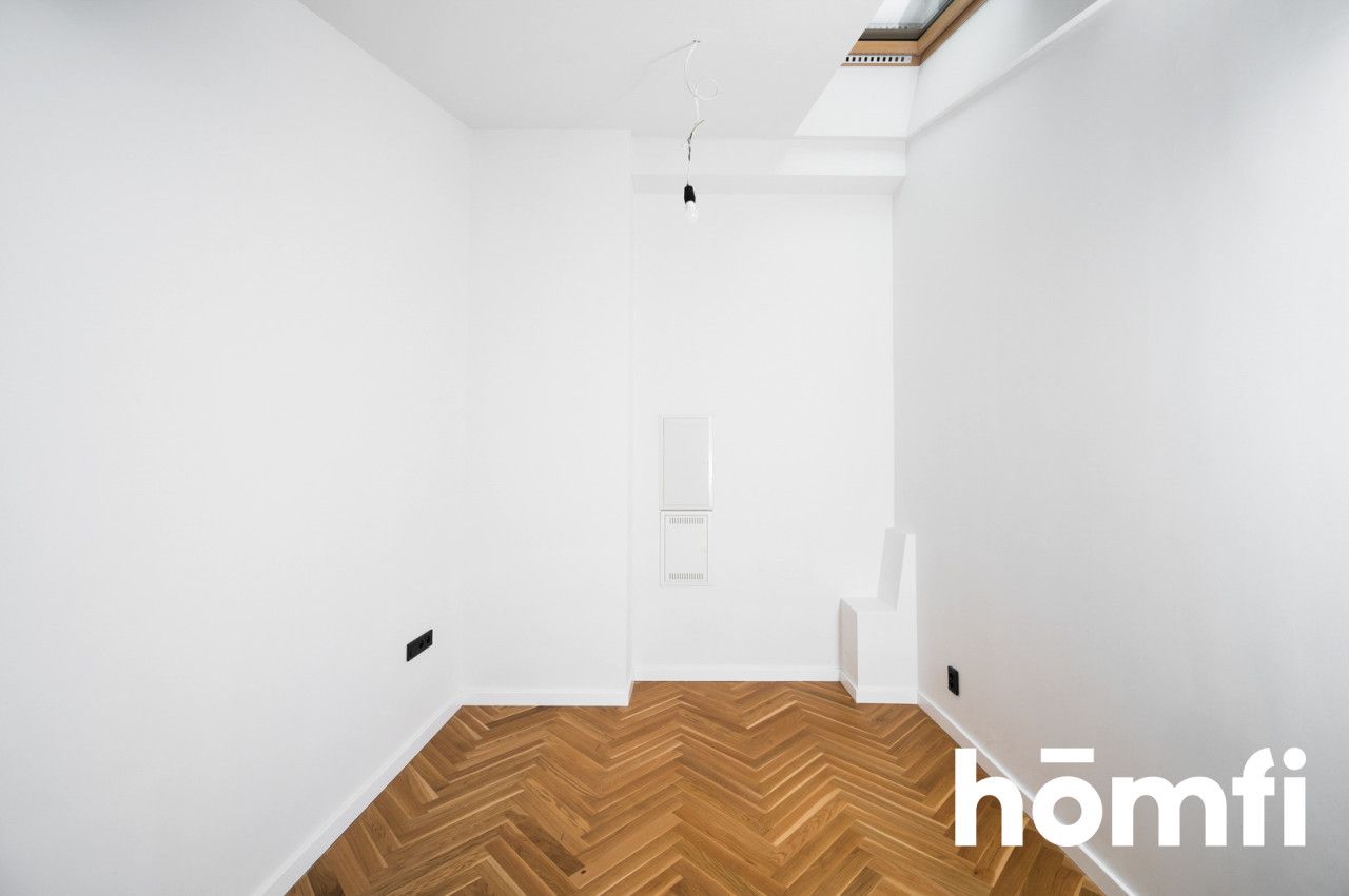 2 pok. przy Plantach wyremontowane, ul. Wenecja - Mieszkanie - Sprzedaż - Kraków, Śródmieście / Stare Miasto