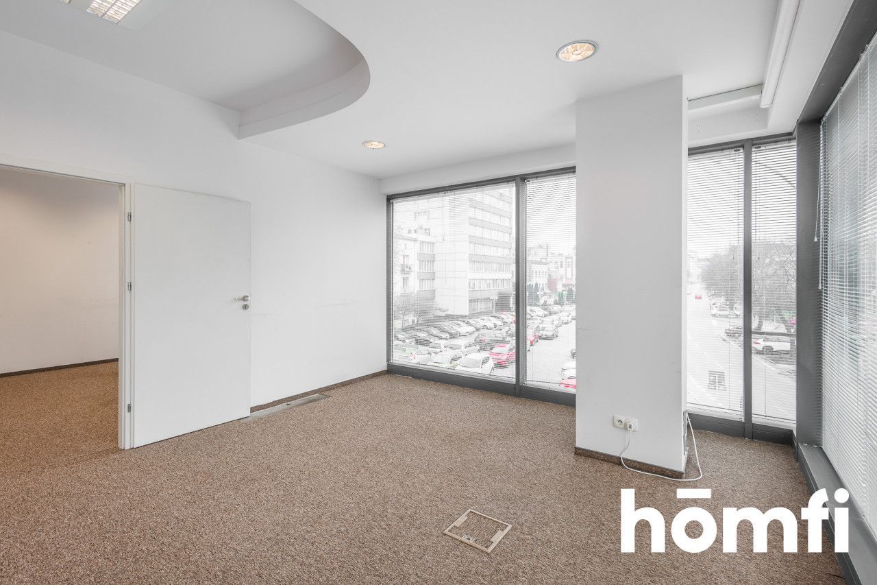 Pierwsze piętro w biurowcu w ścisłym centrum Rzeszowa - Lokal użytkowy - Wynajem - Rzeszów, Śródmieście