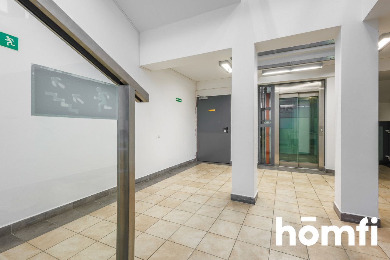 Pierwsze piętro w biurowcu w ścisłym centrum Rzeszowa - Lokal użytkowy - Wynajem - Rzeszów, Śródmieście