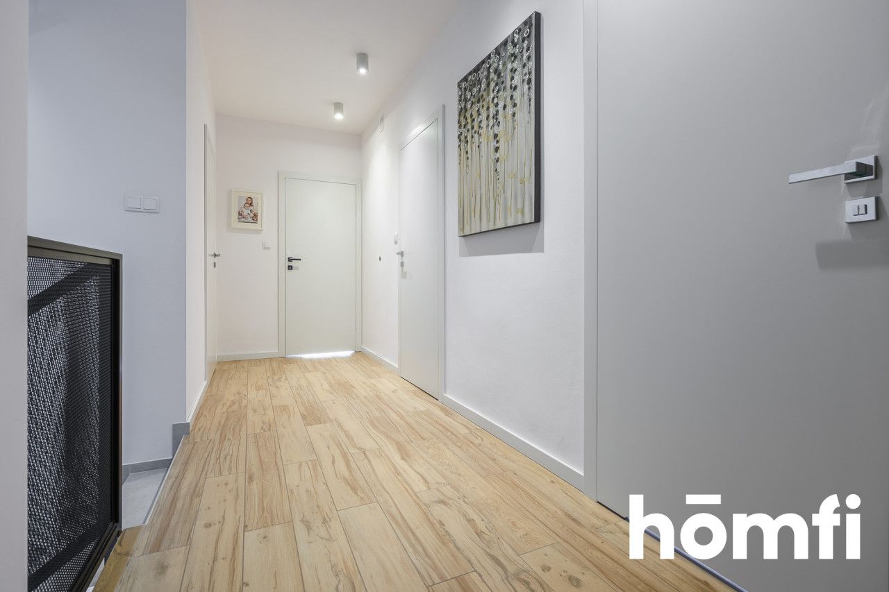 Wyjątkowy dom wolnostojący z pięknym ogrodem i garażem w bryle budynku - ZALESIE - Dom - Sprzedaż - Rzeszów, Zalesie