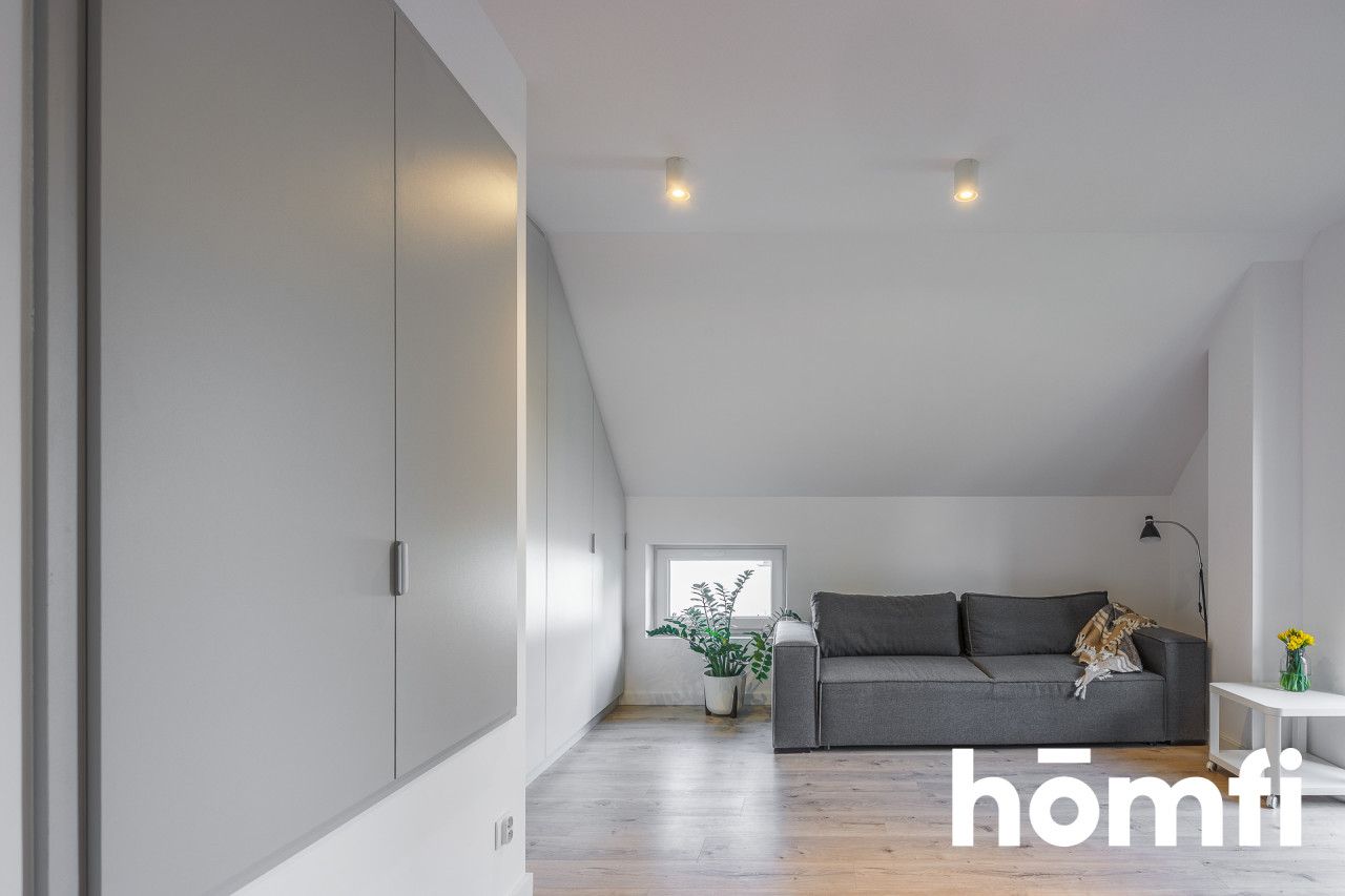 Dom wolnostojący o pow. 221 m² o dużym potencjale inwestycyjnym - ZALESIE - Dom - Sprzedaż - Rzeszów, Zalesie