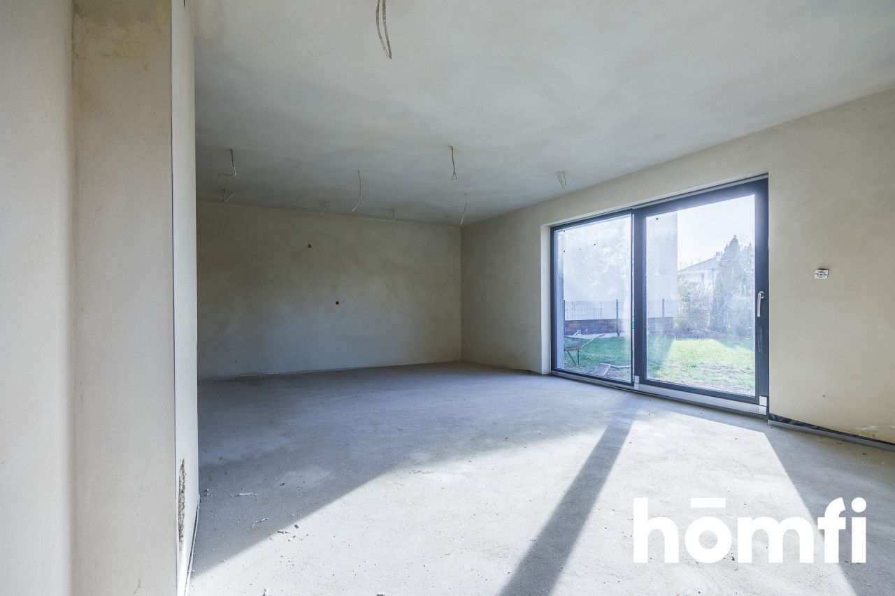 Dom wolnostojący o pow. 221 m² o dużym potencjale inwestycyjnym - ZALESIE - Dom - Sprzedaż - Rzeszów, Zalesie