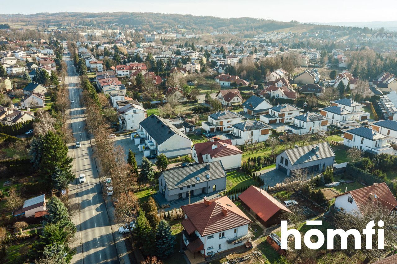 Dom wolnostojący o pow. 221 m² o dużym potencjale inwestycyjnym - ZALESIE - Dom - Sprzedaż - Rzeszów, Zalesie