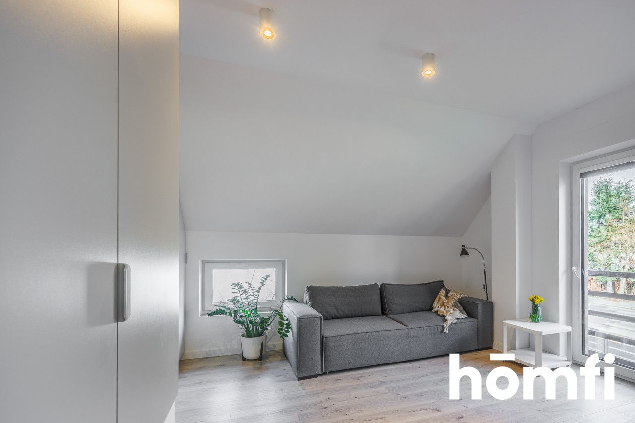 Dom wolnostojący o pow. 221 m² o dużym potencjale inwestycyjnym - ZALESIE - Dom - Sprzedaż - Rzeszów, Zalesie