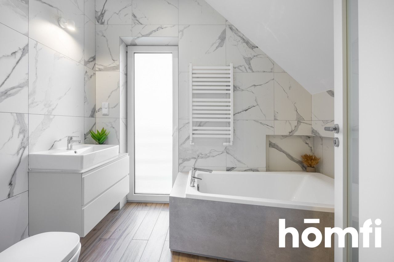 Dom wolnostojący o pow. 221 m² o dużym potencjale inwestycyjnym - ZALESIE - Dom - Sprzedaż - Rzeszów, Zalesie