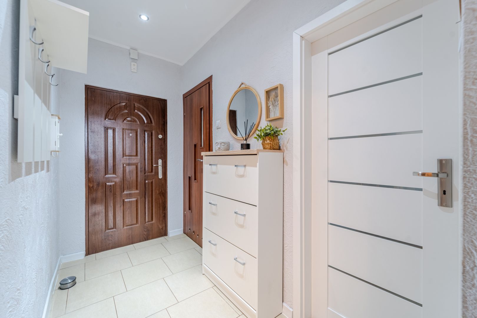 Cozy two-room apartment in Bytom - Apartment - Sale - Bytom, Bobrek