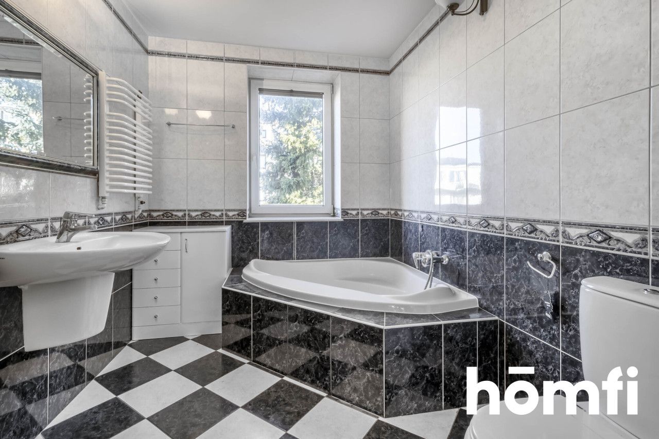 Elegancki dom z sauną - Dom - Sprzedaż - Radom, Dzierzków