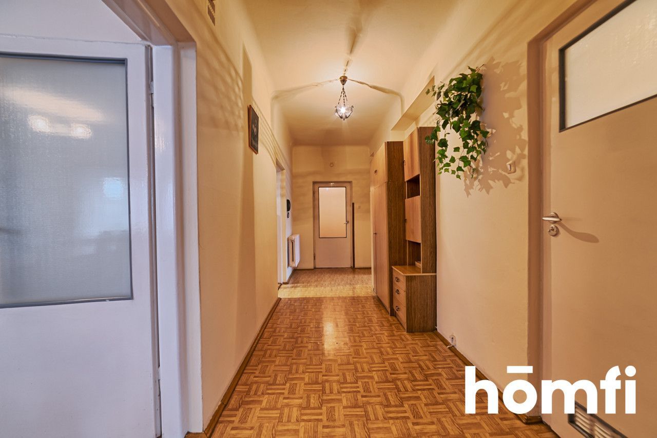 Przestronny dom z obszerną działką - Dom - Sprzedaż - Radomski, Zakrzew / Jaszowice