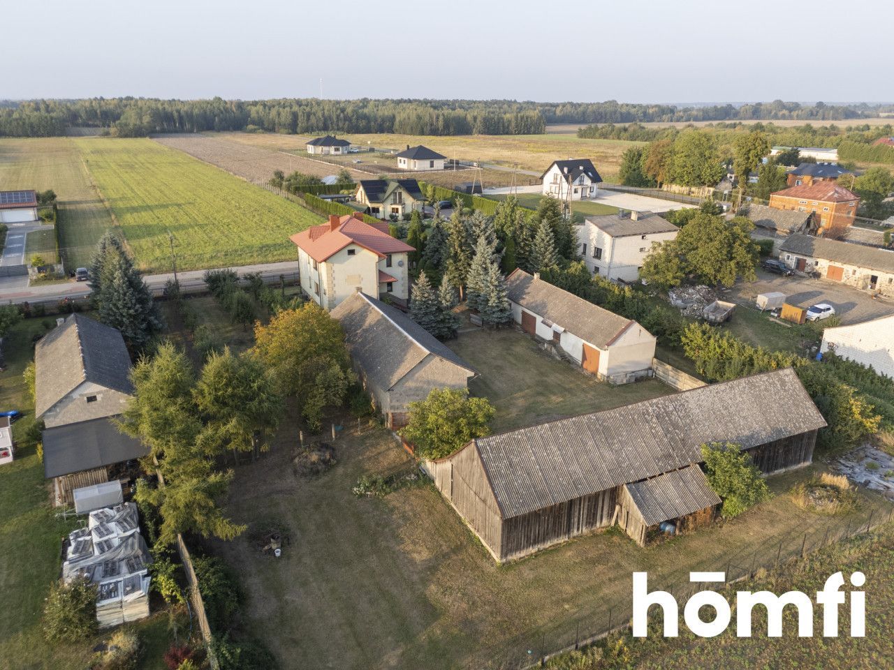 Przestronny dom z obszerną działką - Dom - Sprzedaż - Radomski, Zakrzew / Jaszowice