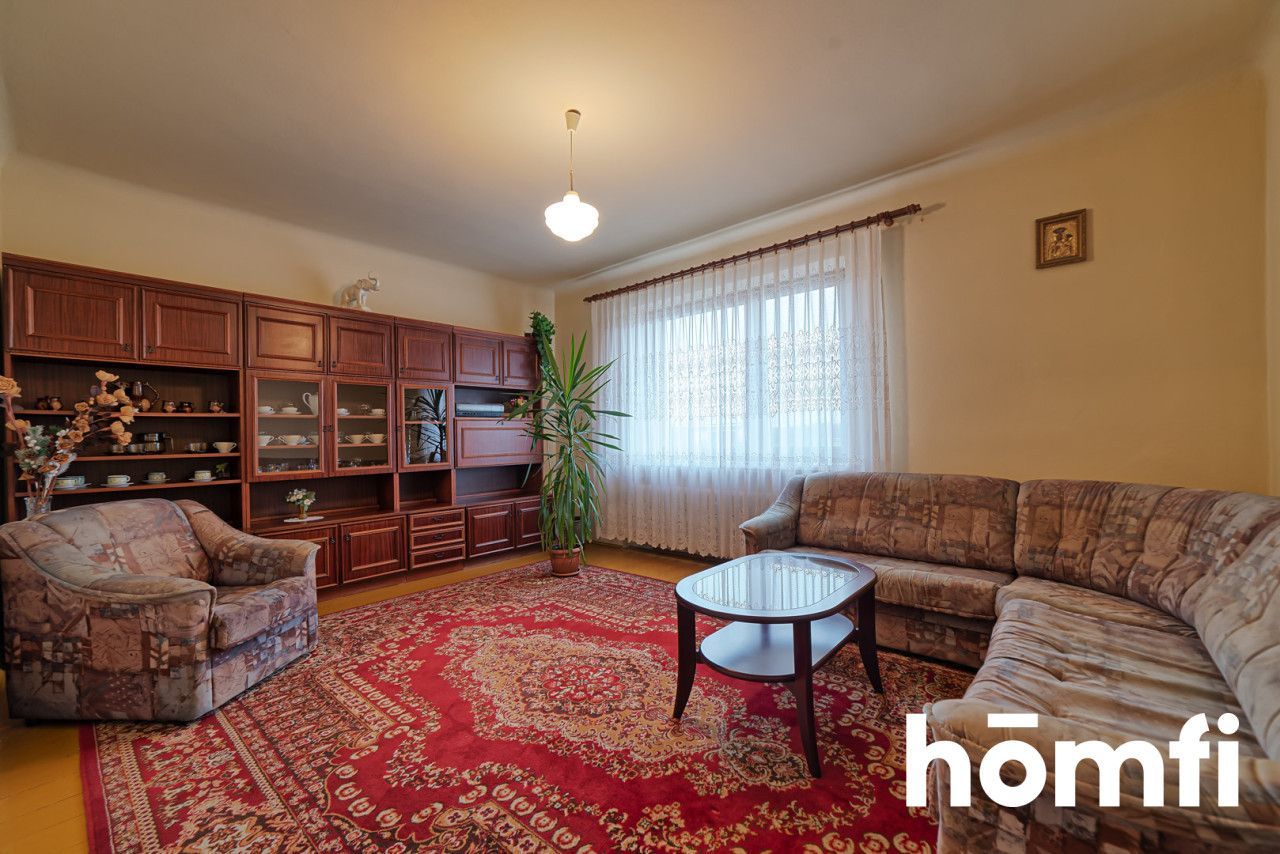 Przestronny dom z obszerną działką - Dom - Sprzedaż - Radomski, Zakrzew / Jaszowice