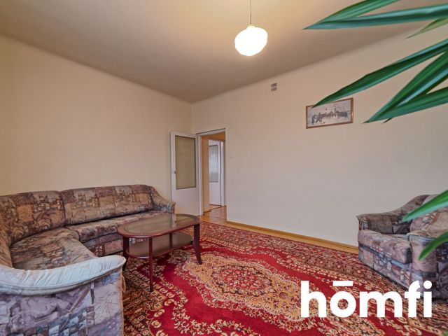 Przestronny dom z obszerną działką - Dom - Sprzedaż - Radomski, Zakrzew / Jaszowice