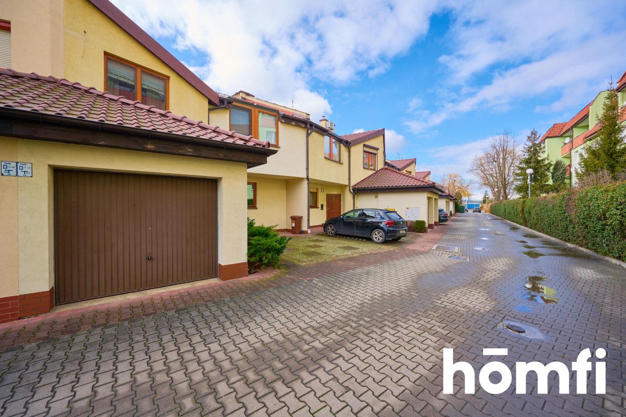 Na sprzedaż szeregowy dom przy ul. Cesarzowickiej, Oporów - Dom - Sprzedaż - Wrocław, Fabryczna / Oporów